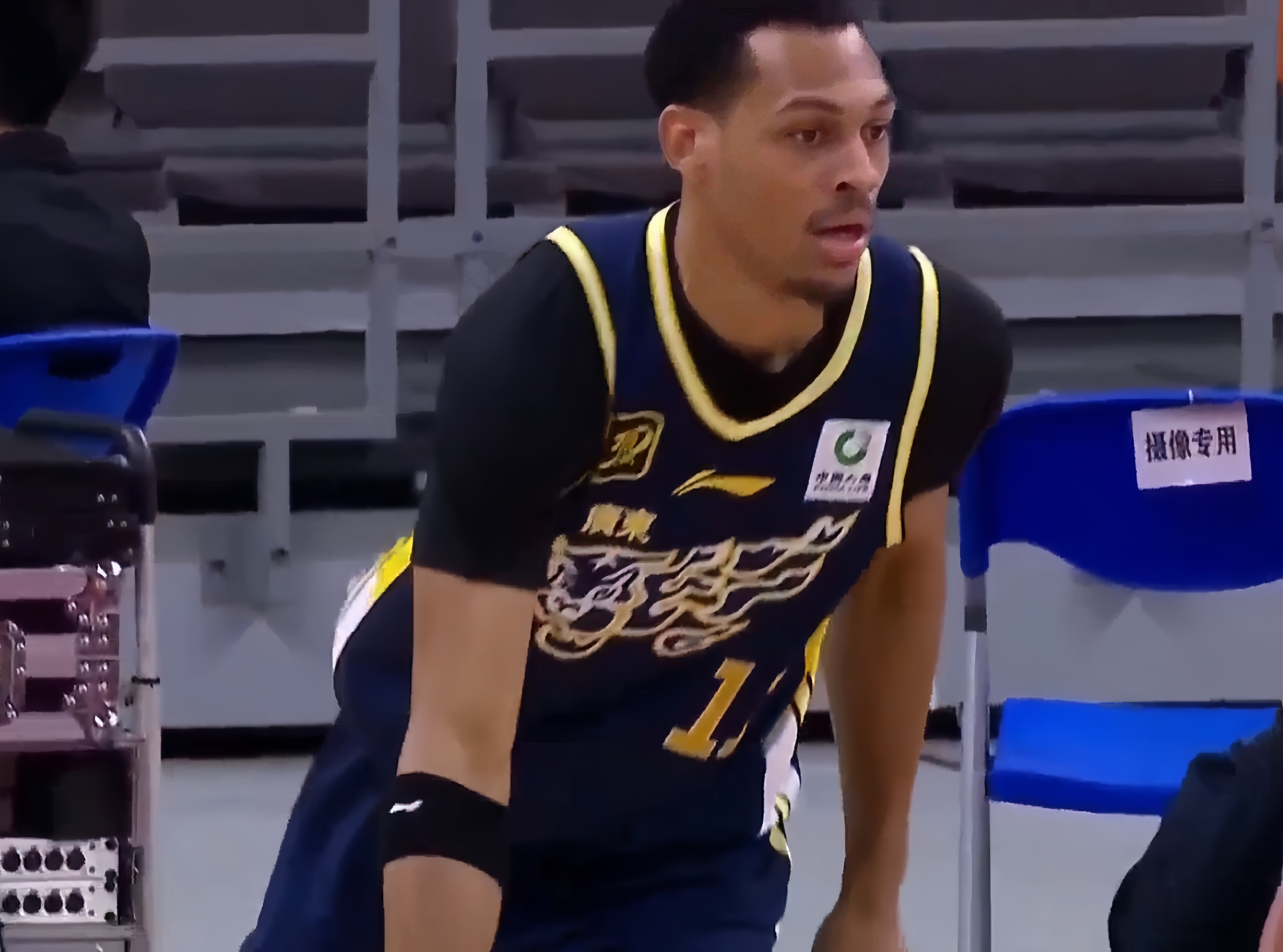 欧篮联赛程吃紧；广东宏远今夜外线爆发；管理层满意；年轻球员得到机会的简单介绍开云科技