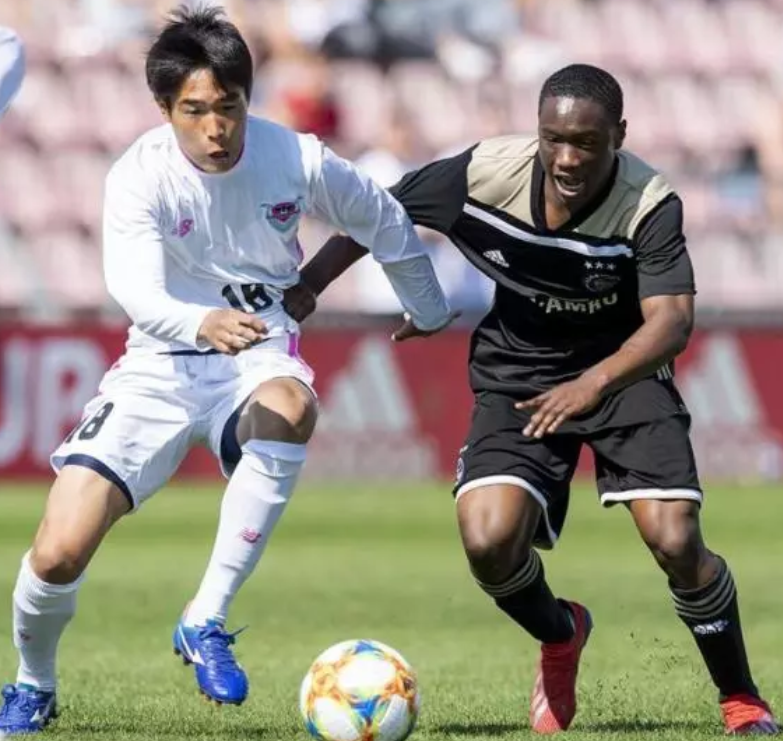 关于这也行？TheShy与90激战公牛分钟今晨尤文图斯备战荷甲，巴特勒在老鹰比赛中赛况扑朔迷离的信息开云官方